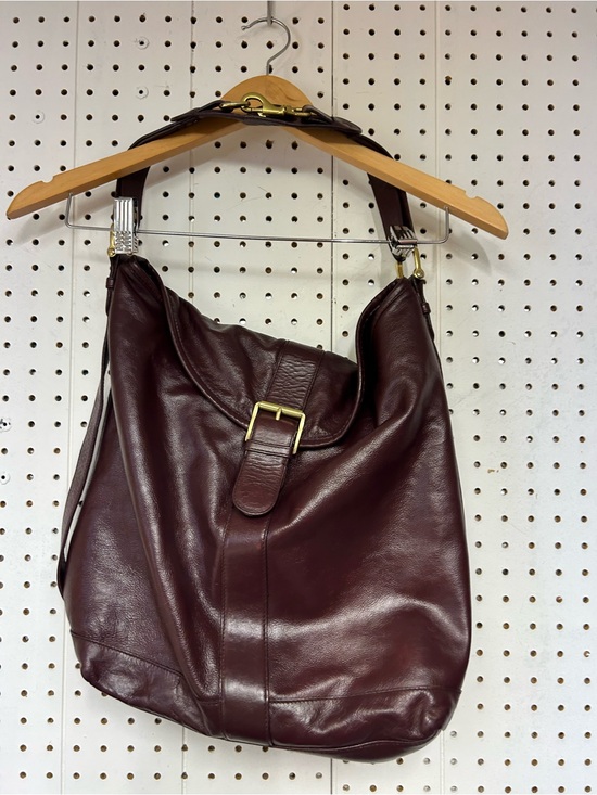 Lauren Ralph Lauren Handbags - Lauren Ralph Lauren Burgundy Leather Shoulder Bag